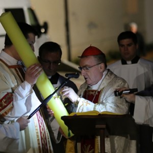 Kardinal Bozanić predvodio Vazmeno bdijenje u svetoj noći